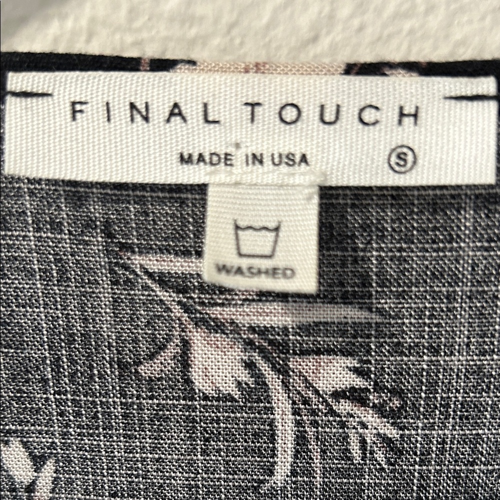 Final Touch Black Floral Blouse - Picture 2 of 5